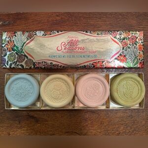 Vintage set of Amway Seasons Floral Bouquet Soaps